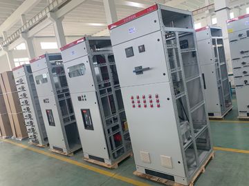 Cina Pabrik Langsung Struktur Kompak Switchgear Tegangan Rendah Switchgear Kabinet Saklar Kabinet Logam Bilik Tertutup pemasok