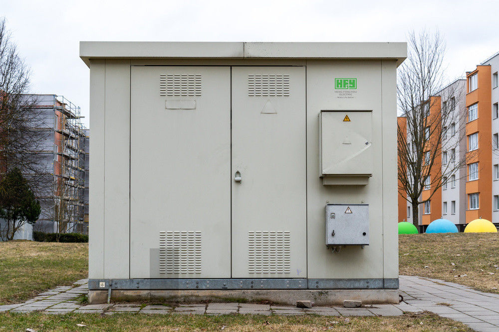 Gardu Induk Pracetak Dengan Switchgear Tegangan Sistem 12kV Dan Gardu Induk Seluler Kompak Pracetak Transformer pemasok